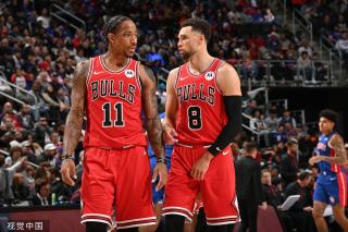 向观众和对 向观众和对